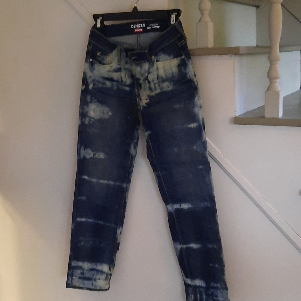 Custom bleach jean